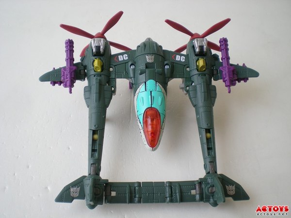 Transformers Generations China Import Voyager Powerdive  (4 of 32)